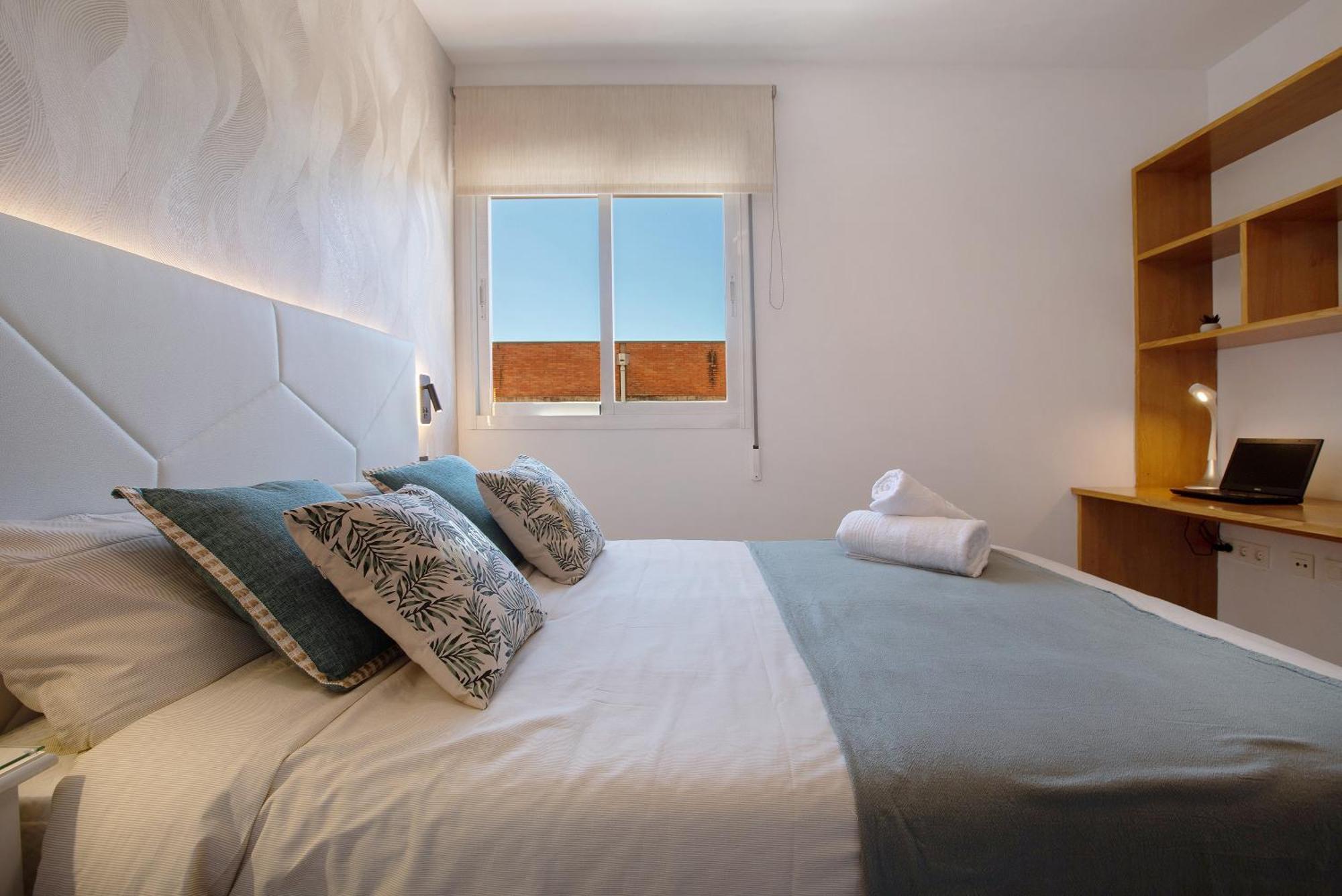 Apartamento Carlos Haya Малага Екстериор снимка